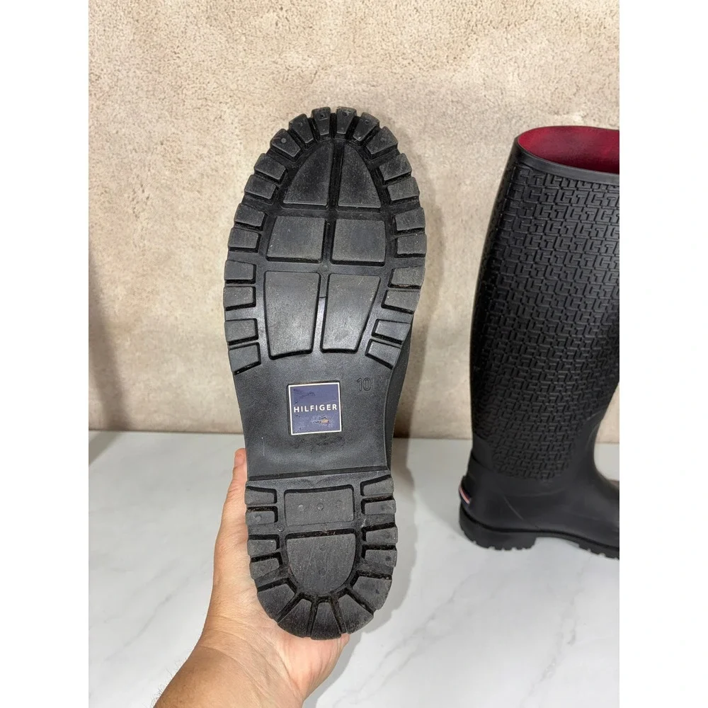Tommy Hilfiger Black Rain Boots - 10 - Monogram Logo Lug Sole #Preppy #RainyDay